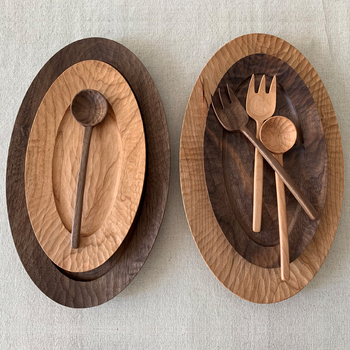 Rainwood Tava de ceai din lemn de cireș, realizare manuală japoneză — lemn masiv, sculptură manuală, formă ovală