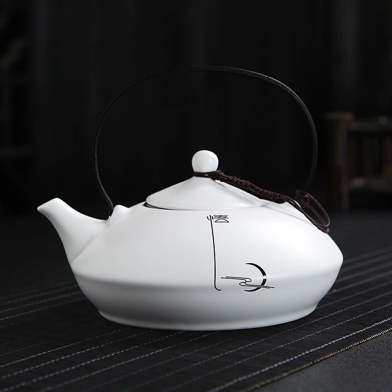 Ceainic mare Zen cu simbol Fu, mâner plat, ceramică, design modern minimalist, capacitate mare