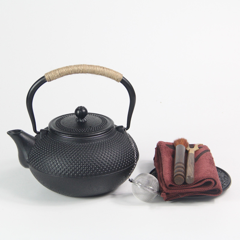 Set ceainic din fontă Nanbu, 1,5 L, pentru fierberea apei și infuzarea ceaiului pe plită ceramică electrică