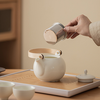 Set ceramic de ceai cu ceainic și ceașcă în cutie cadou, porțelan alb, stil modern minimalist