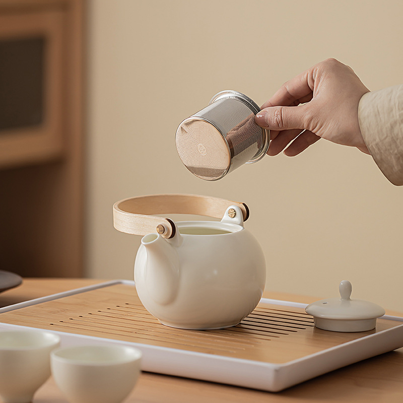 Set ceramic de ceai cu ceainic și ceașcă în cutie cadou, porțelan alb, stil modern minimalist