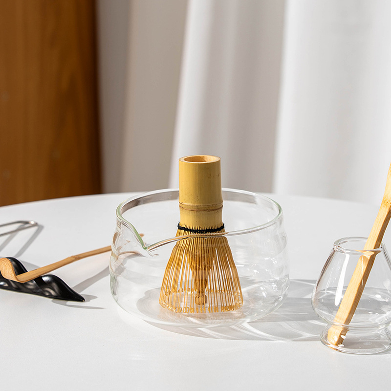 Vas de matcha din sticlă cu textură ciocănită, design transparent în stil japonez, include tel pentru ceai și suport, din sticlă borosilicată