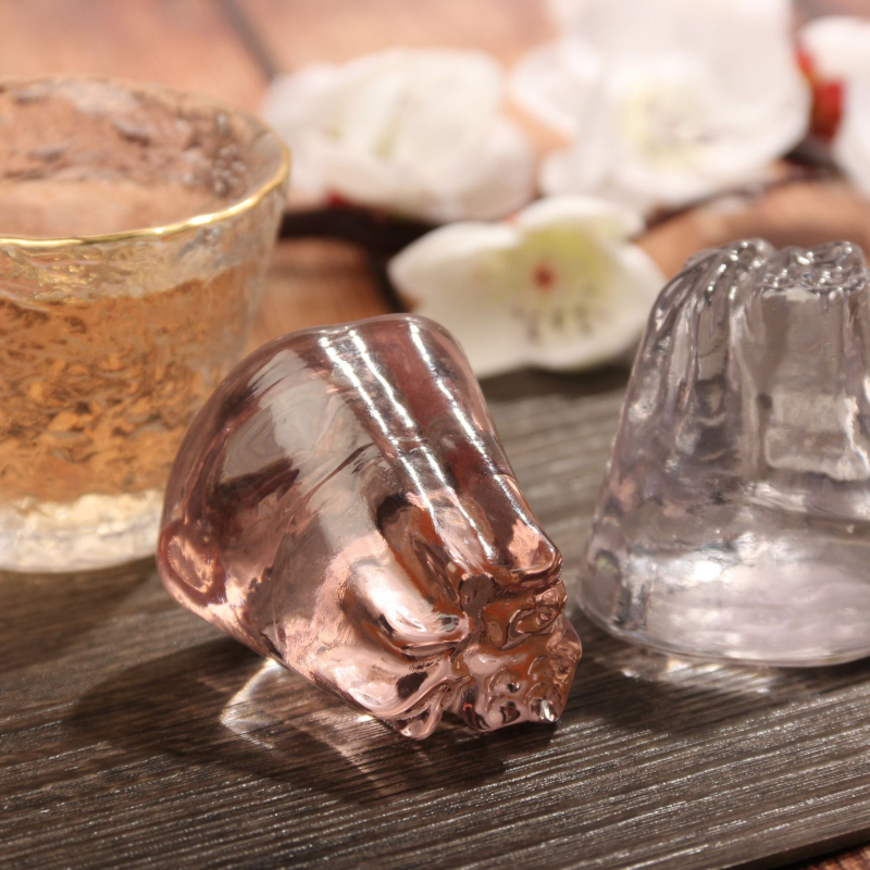 Capac din sticla cristal cu simbolul norocului și suport pentru capac – ornament decorativ pentru ceremonia ceaiului
