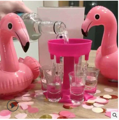 Dispenser de vin cu suport pentru șase pahare