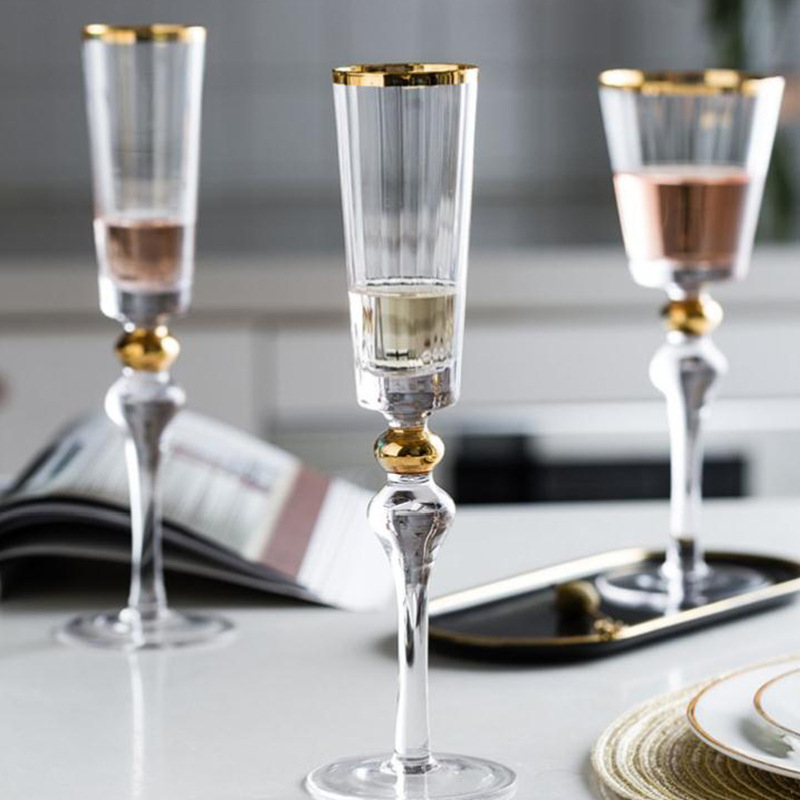 Pahar de șampanie din cristal, lucrat manual, margine cu mărgele aurii, stil ceremonial, 201–300 ml