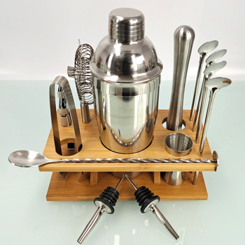 Set de cocktail din oțel inoxidabil cu cadru de bambus, 14 piese: shaker, pai, vârf pentru gheață, lingură, perie, filtru de gheață și accesorii