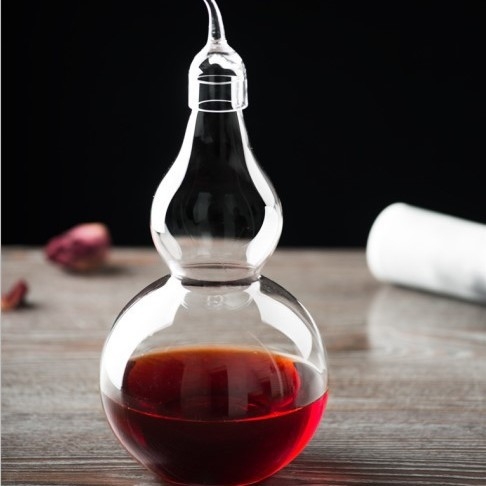 Decantor din sticlă, în formă de dovleac, turnat manual, 1000 ml+