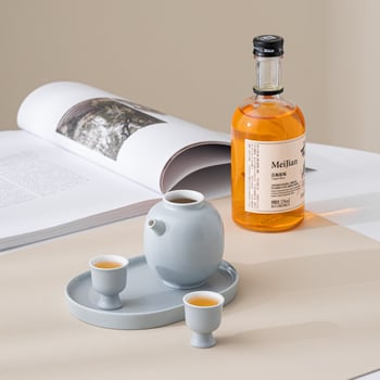 Set mini ceramic pentru băuturi, cu o oală și două pahare, dozator de băuturi și pahare pentru împărțire