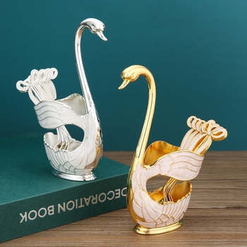 Stil european: furculiță pentru fructe, lingură de cafea și furculiță de desert cu motiv lebedă – set decorativ tacâmuri