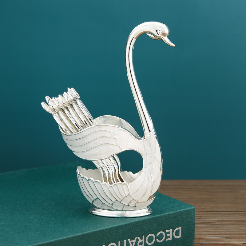 Stil european: furculiță pentru fructe, lingură de cafea și furculiță de desert cu motiv lebedă – set decorativ tacâmuri