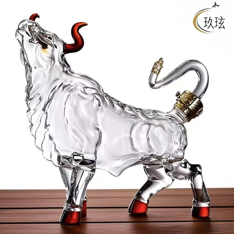 Decantor în formă de boul, cu design al celor douăsprezece zodii, din sticlă borosilikat de înaltă calitate, capacitate 501–600 ml