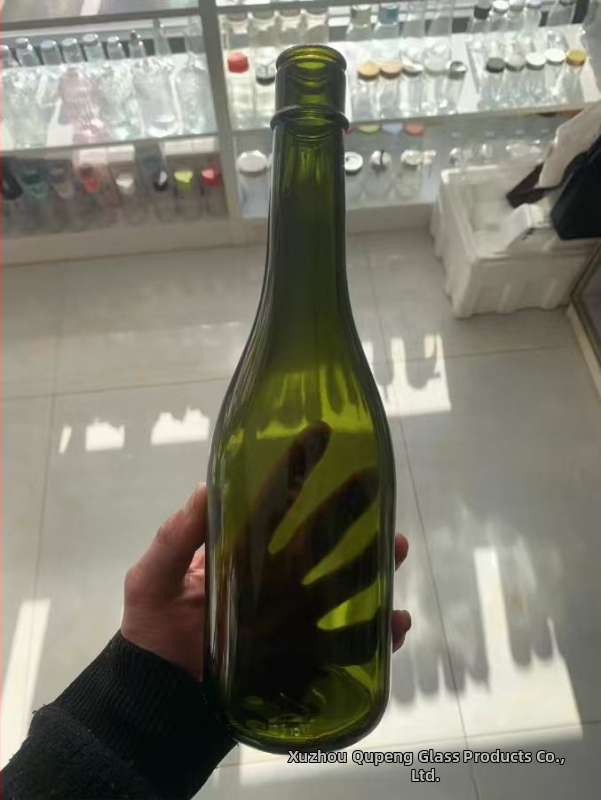 Dassai japonská fľaša na sake, sklenená fľaša s plastovou zátkou a hliníkovým uzáverom, 720 ml a 1,8 l, priehľadná