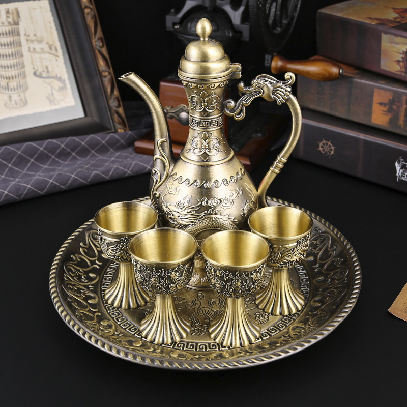 Mcnice crafts set de vin premium în cutie cadou, stil clasic pentru uz casnic, aspect bronz antic inspirat din Rusia, decantor, pahare și tavă de servire