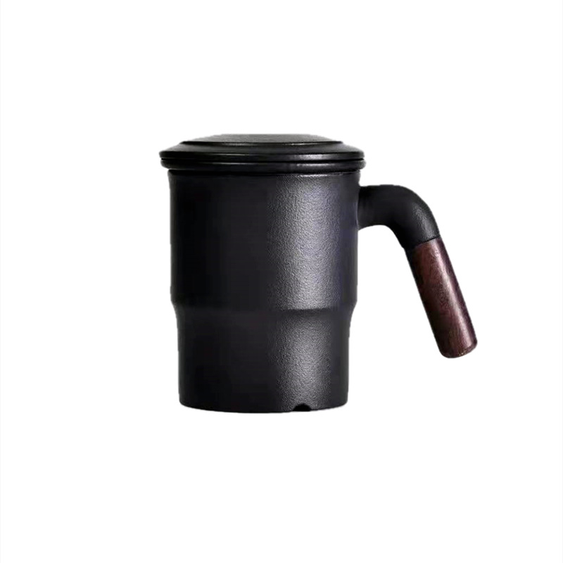 Ceașă ceramică pentru ceai cu filtru și separator, cană neagră cu capac, finisaj mat, gravură posibilă