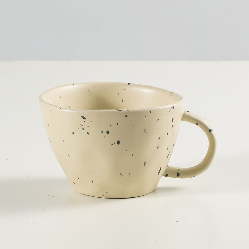 Cană ceramică în stil coreean, cu design de stropi de cerneală și puncte, pentru cafea și mic dejun
