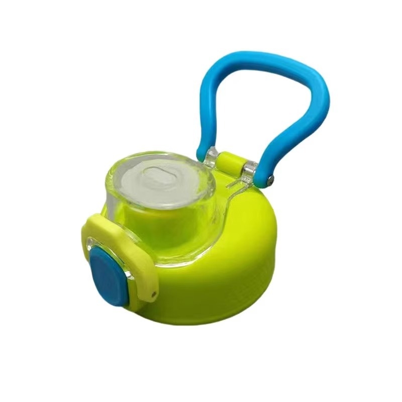Capac pentru cană HM3480 anti-scurgere, pentru băut direct — capac termos pentru copii cu design Strawberry Bear, ochi mari