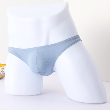 Muške tange s niskim strukom, svilenkasto glatke, seksi