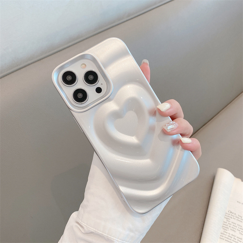 TPU maska za iPhone 15 Pro Max sa srcem, 3D valovitim uzorkom i šljokicama