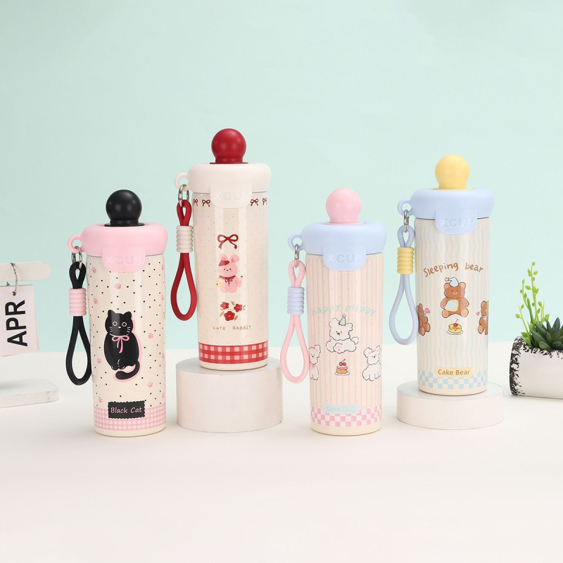 Cană termoizolantă cu mingă plutitoare în design desen animat, cu pai, portabilă pentru vară