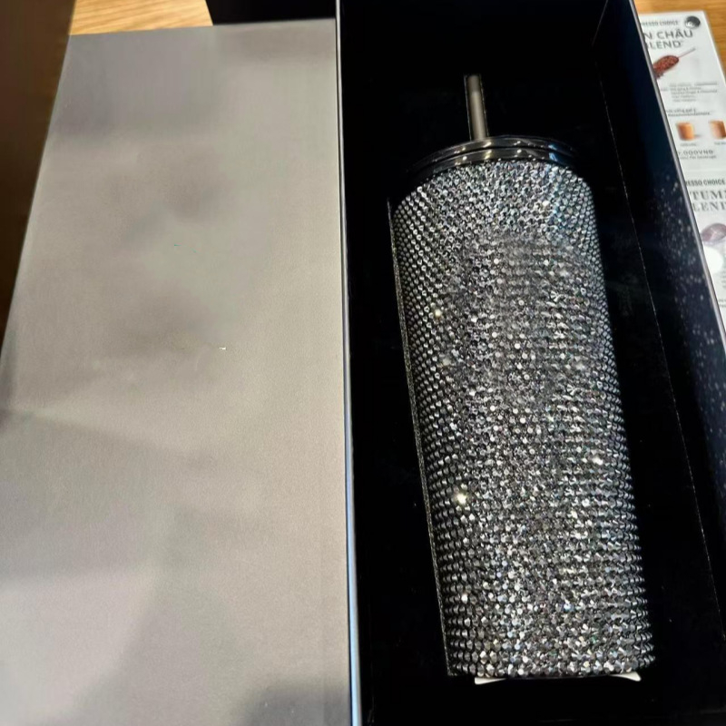 Colecția Star Dad de Crăciun – Cana LISA Diamond, din oțel inoxidabil, termos izolat cu pai