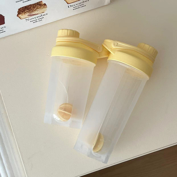 Cană albă pentru shake de proteine cu mixer enzimatic, recipient pentru fitness cu scară de măsurare, din plastic PP, cu bilă de amestecare
