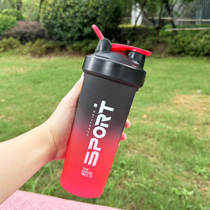 Shaker din plastic de 600 ml cu gradient mat, PP, capacitate mare pentru fitness, portabil pentru sport
