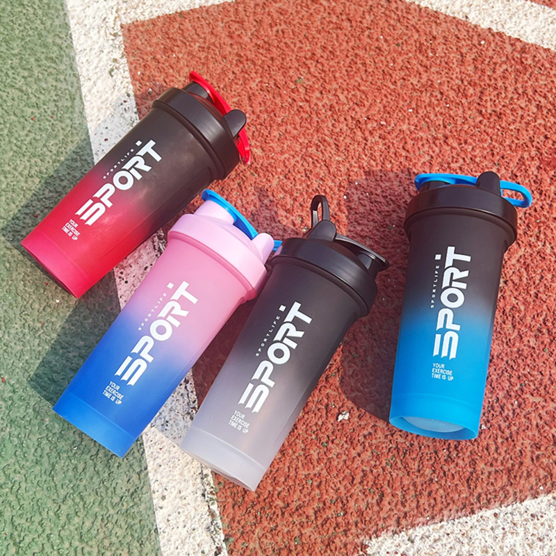 Shaker din plastic de 600 ml cu gradient mat, PP, capacitate mare pentru fitness, portabil pentru sport