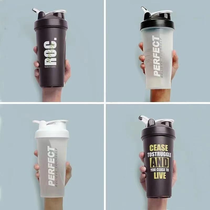 Shaker de fitness pentru proteine, cană din plastic portabilă cu design elegant