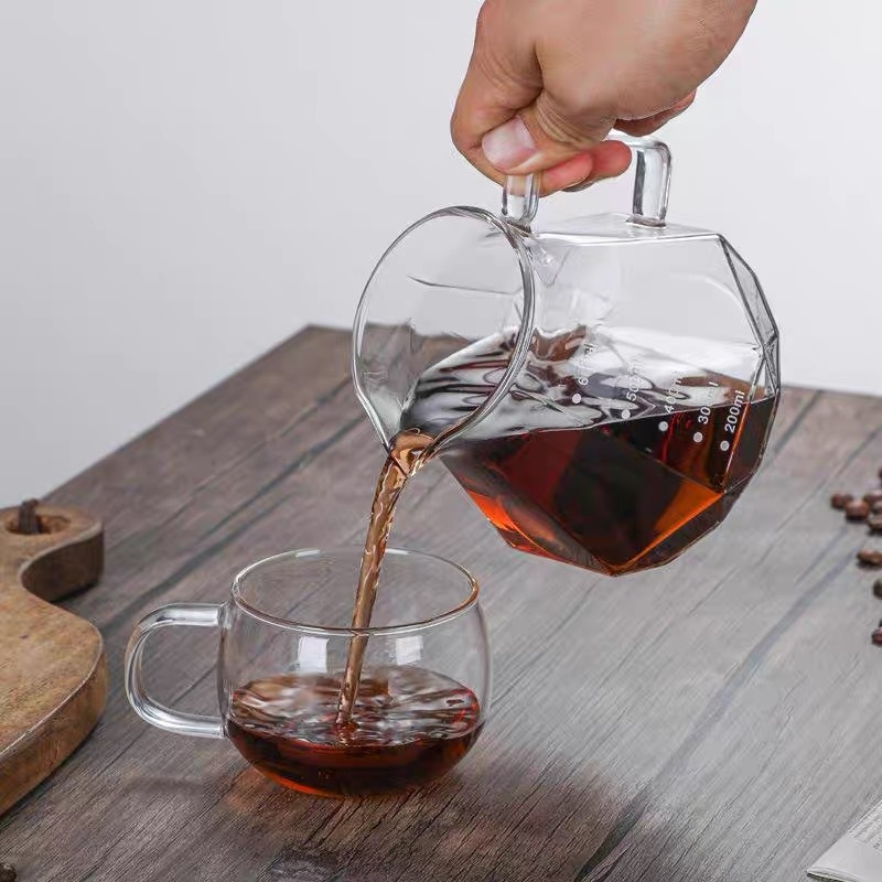 Cană de filtrare din sticlă cu formă octogonal diamant, cu pâlnie, borosilicată înaltă, transparentă sau fumuriu, 400 ml sau 600 ml