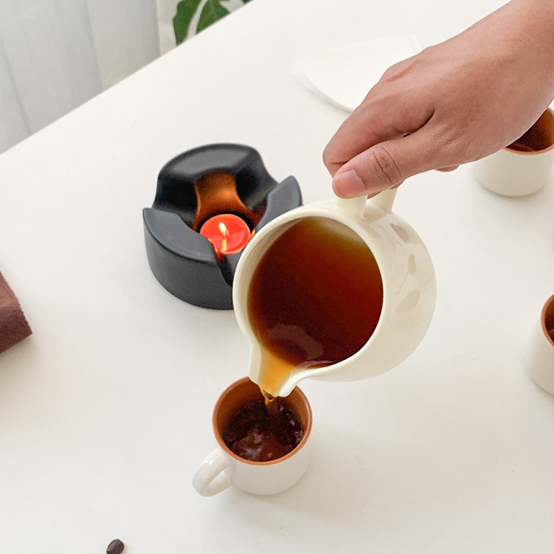 Set ceramic pentru cafea: ceașcă cu filtru pentru preparare manuală, filtru-funelă și oală de cafea