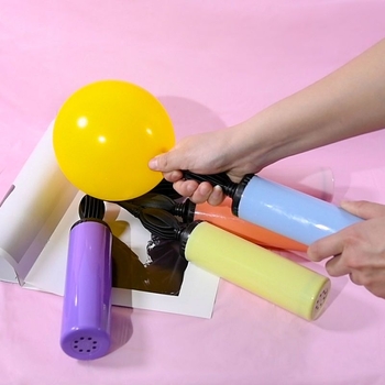 Pompa manuală din latex pentru baloane, culoare macaron, aparat portabil pentru umflarea balonelor și a inelelor de înot