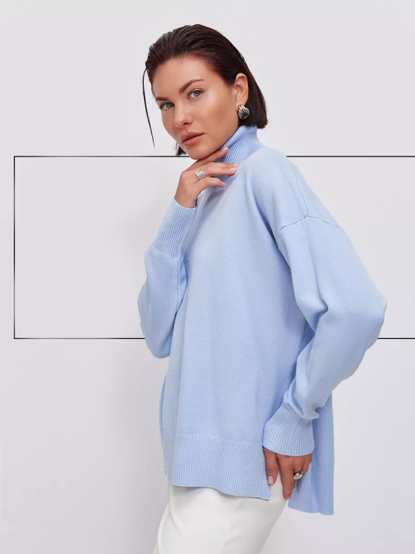 Női oversized kapucnis pulóver magas gallérral, laza szabás, vastag kötés