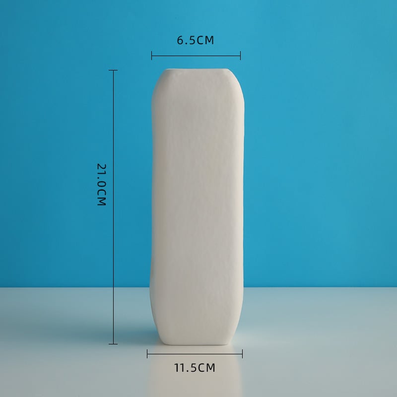 Vază albă din ceramică pentru flori uscate cu gypsophila, decor modern pentru sufragerie