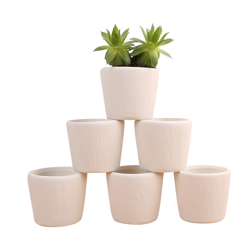 Ghiveci ceramic pentru suculente, în stil Nordic minimalist — neglazurat, respiră, absoarbe umezeala, ușor de colorat, finisaj rustic.