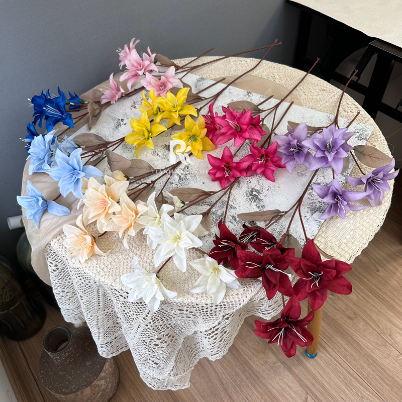 Crini de mătase artificiali, cu 6 capete și petale duble, decor pentru nuntă – scenă și alee, aranjament înalt