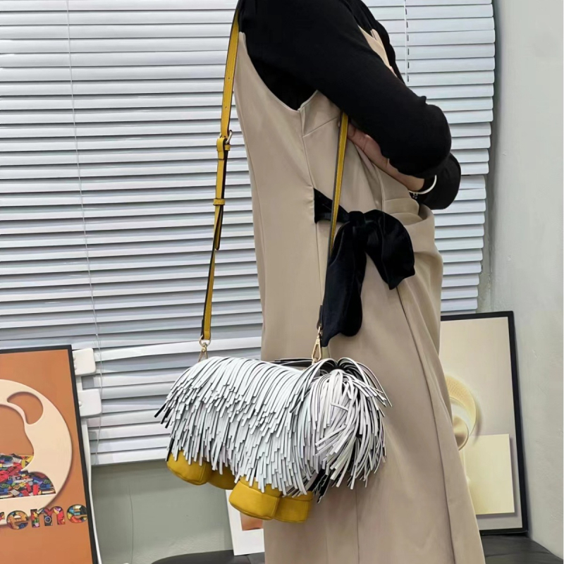 Torba preko ramena u obliku šteneta s resicama, kreativni dizajn, PU materijal, mala ženska torba, ulični stil