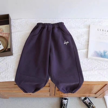 Dječje pamukaste trenirke, minimalistički stil, unisex, za proljeće i jesen
