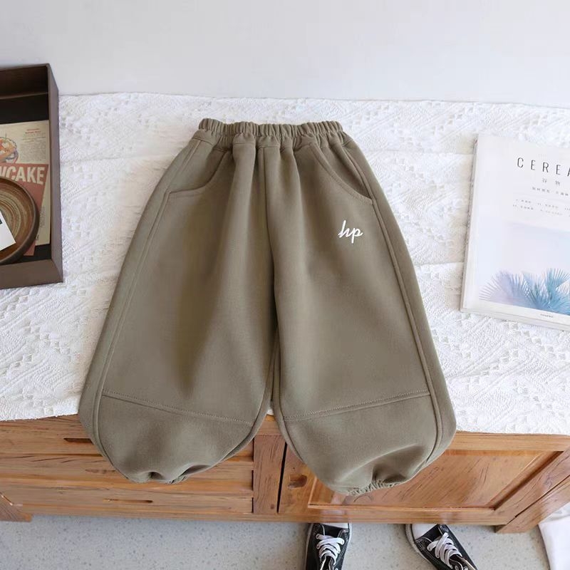 Dječje pamukaste trenirke, minimalistički stil, unisex, za proljeće i jesen