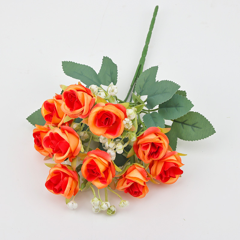 Buchet de trandafiri de mătase, ținut în mână, pentru nunți și decor de casă