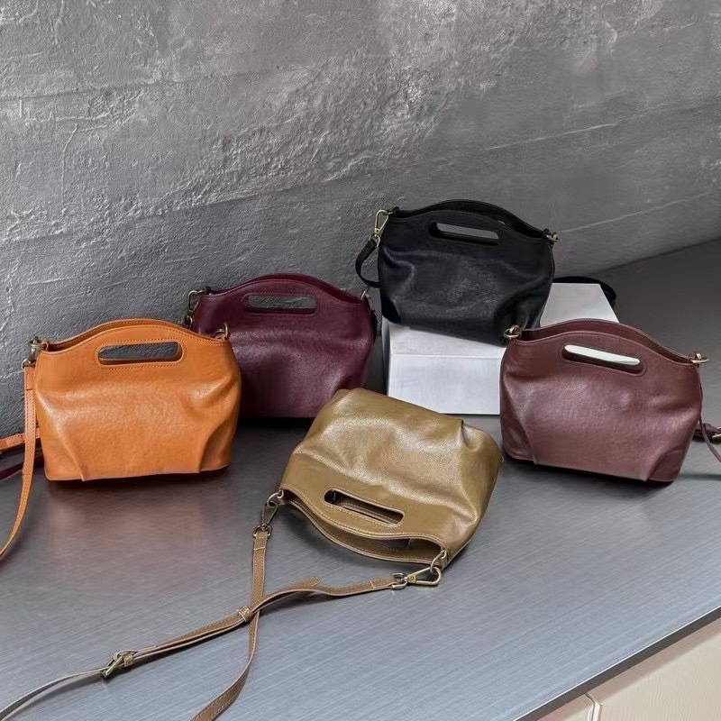 Ženska mala kvadratna crossbody torbica od prave kože s biljnim taninomom, 2025 novi retro stil