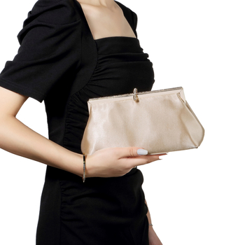 Nova ženska večernja crossbody torba s dijamantima i metalnim detaljima u obliku riblje kukice
