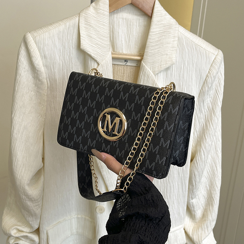 Ženska crossbody torba, mala kvadratna torba za telefon, minimalistički i luksuzan dizajn, srednja veličina, novi model
