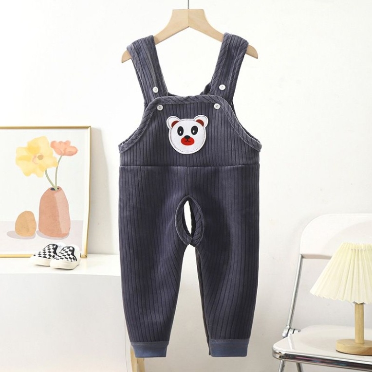Baba téli overál fleece-béléssel, meleg és vastag, kantáros kivitel, nyitott ágyékkal a pelus cseréjéhez, 0–12 hónap