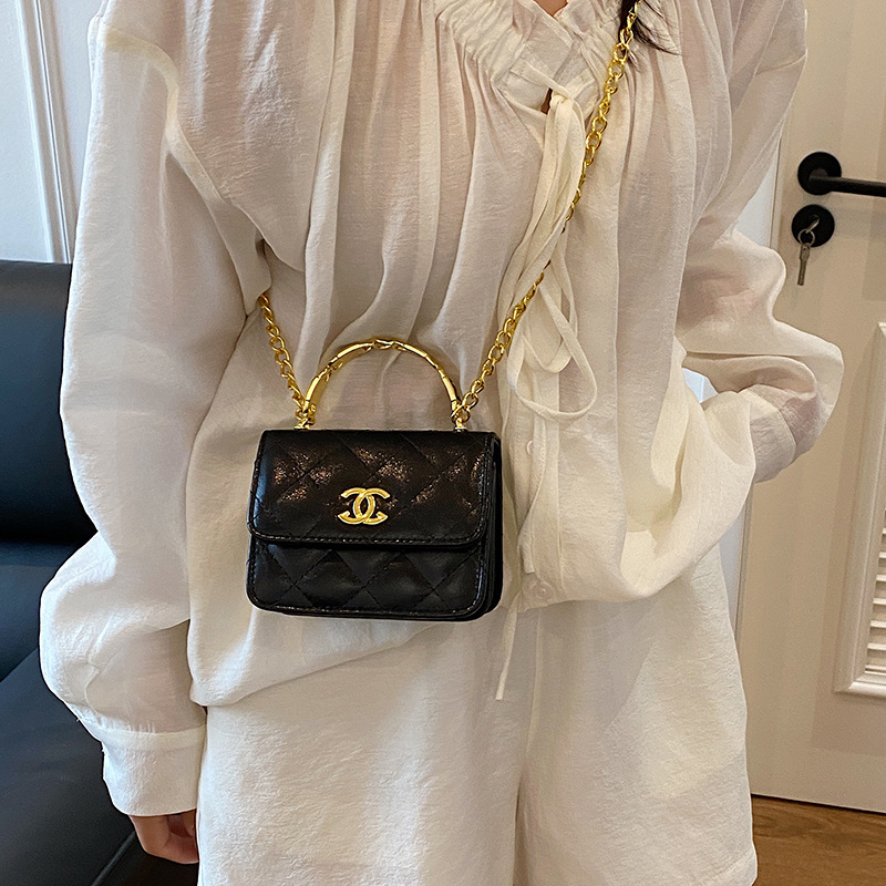Ženska mini kvadratna torbica s dijamantnim šivanjem, crossbody torba, gradski stil, jesen 2025