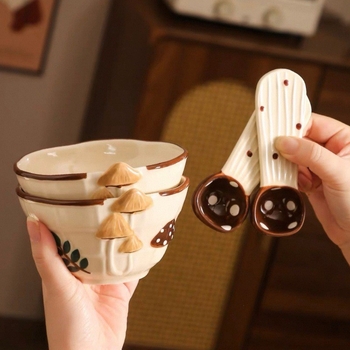 Set ceramic cu ciuperci creativ: bol de supă drăguț, farfurie de masă, bol pentru orez și tavă de copt