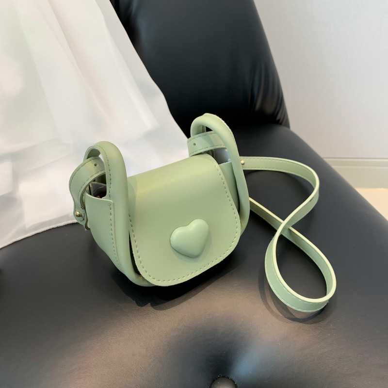 Ženska mini torbica u obliku srca, crossbody preko ramena, PU koža, stil sedla, proljeće 2024