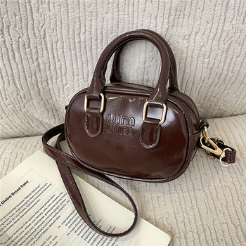 Ženska mala torbica u obliku školjke, crossbody torba za svakodnevno nošenje, model 2026, s pretincem za ruž
