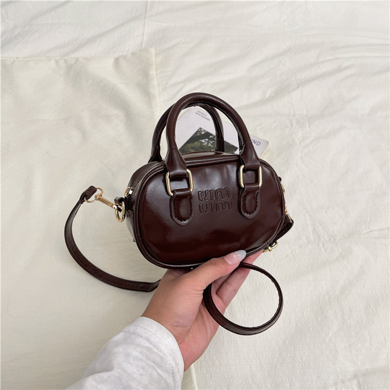 Ženska mala torbica u obliku školjke, crossbody torba za svakodnevno nošenje, model 2026, s pretincem za ruž