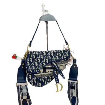 Vintage šivana sedlasta torba, crossbody s širokim remenom, srednja veličina