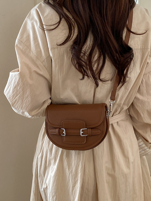 Ženska torba u dizajnu sedla, nišnog dizajna, 2026 novi model, elegantna torba za rame ili crossbody